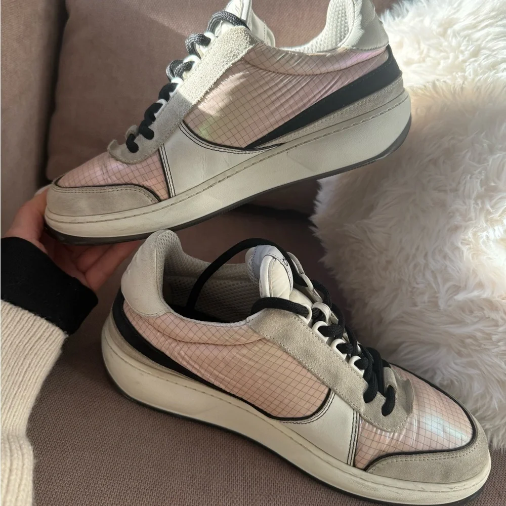 CHANEL CC Suede & Calfskin Sneakers,Size 38.5 (Fits US 8.5/EU 39)Pink/Grey/White